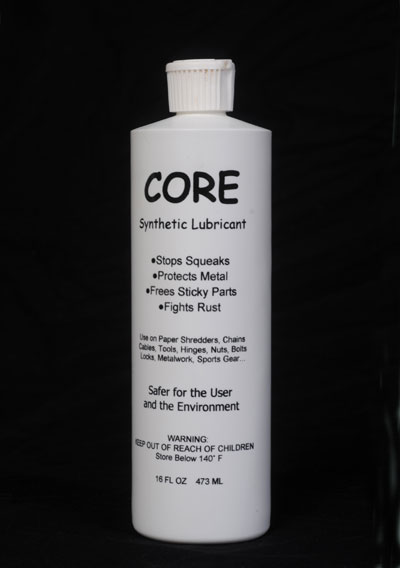 Core Synthetic Shredder Oil 16 oz bottle